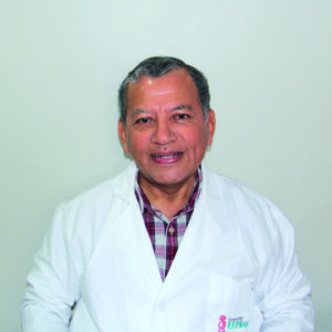 Dr. Héctor Bolaños